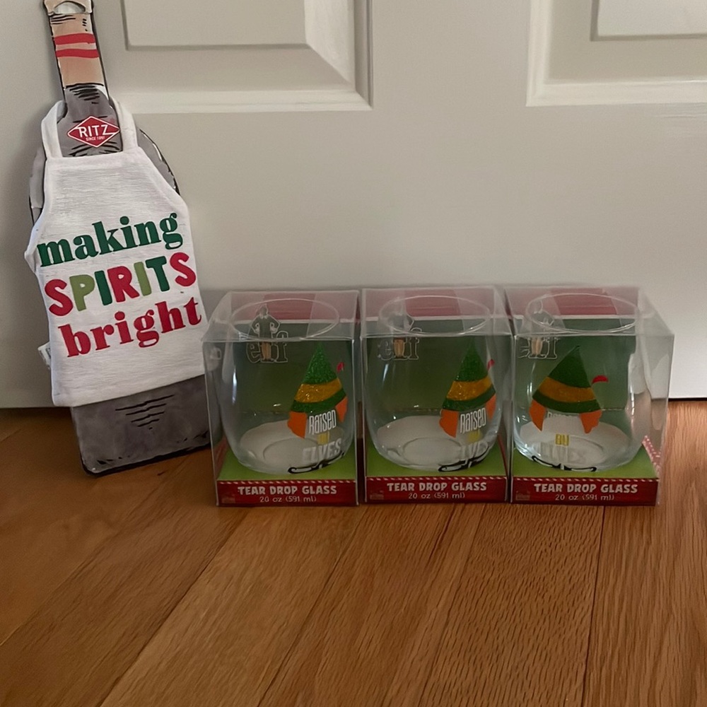 Elf Tear Drop Glasses & wine bottle apron.
